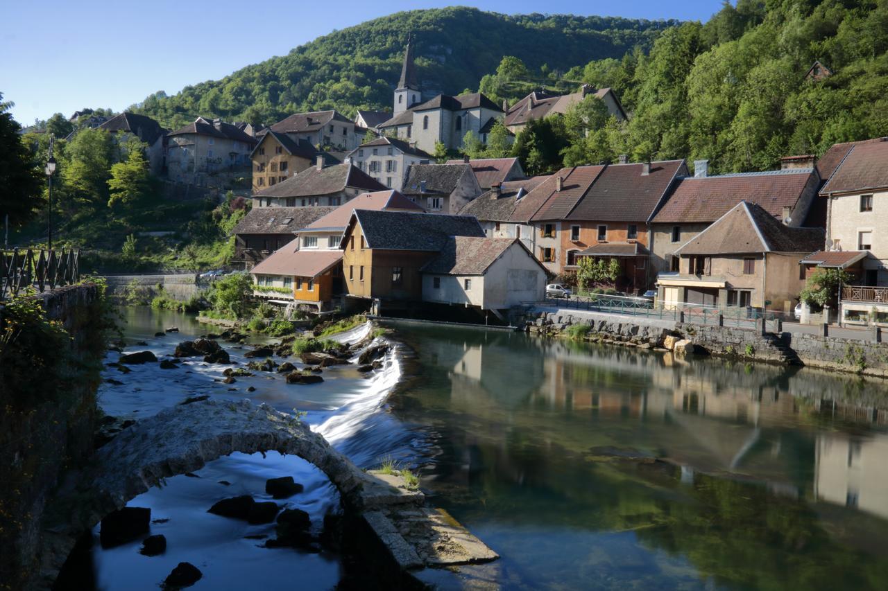 Hotel De La Vallee Ornans Exterior foto